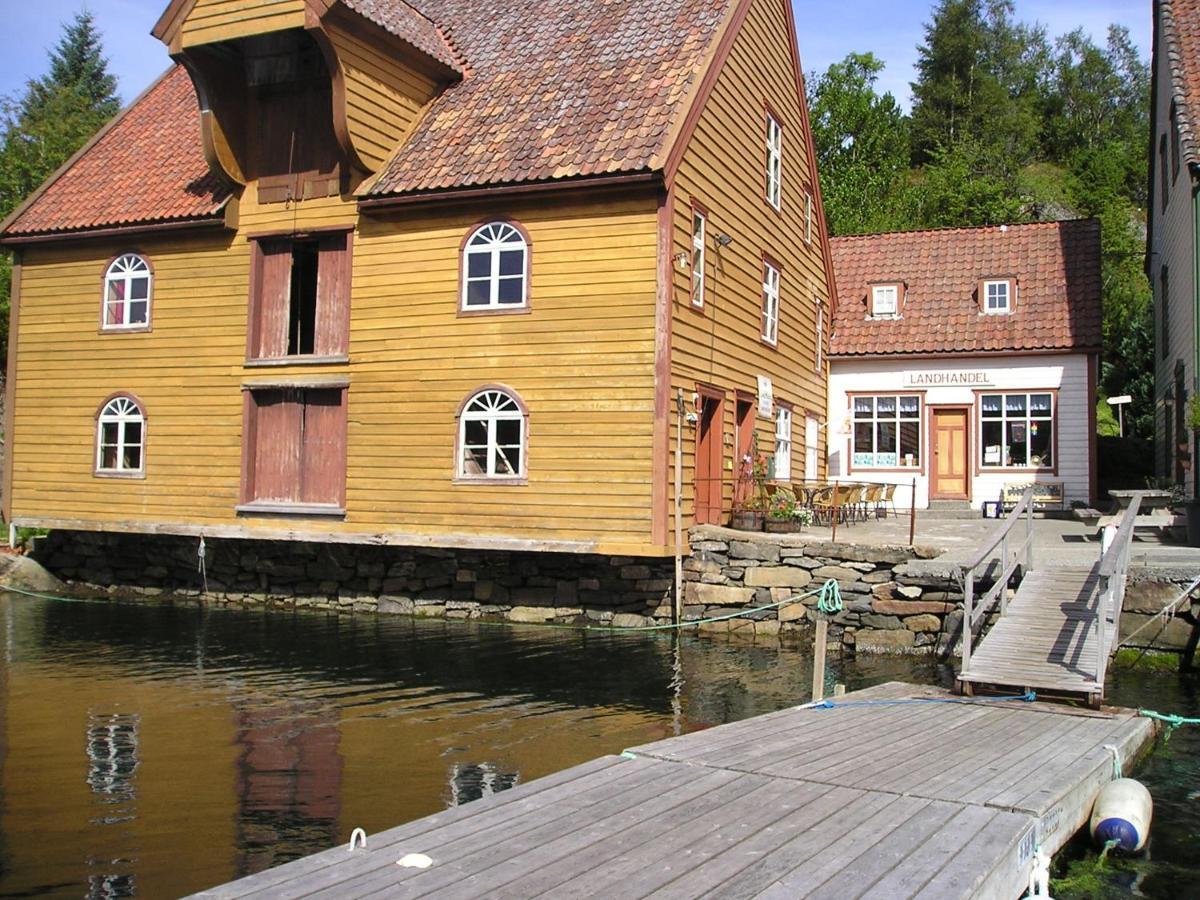 Rugsund Handelsstad Luaran gambar